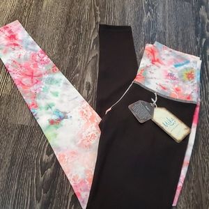 MIKA Sustainable Yoga Leggings